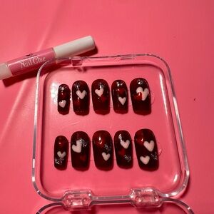 Red Heart Nail Art Set